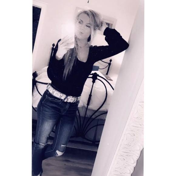 Meet your Posher, Kimberly - Picture 1 of 1